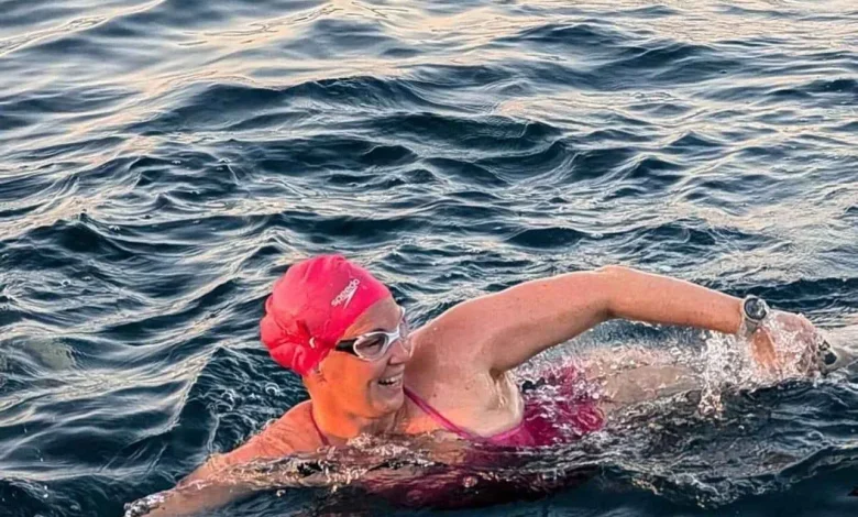Eva Buzo