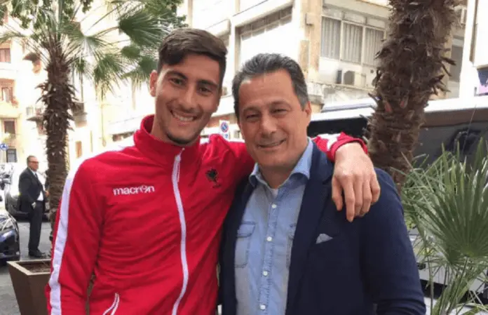 strakosha_profil